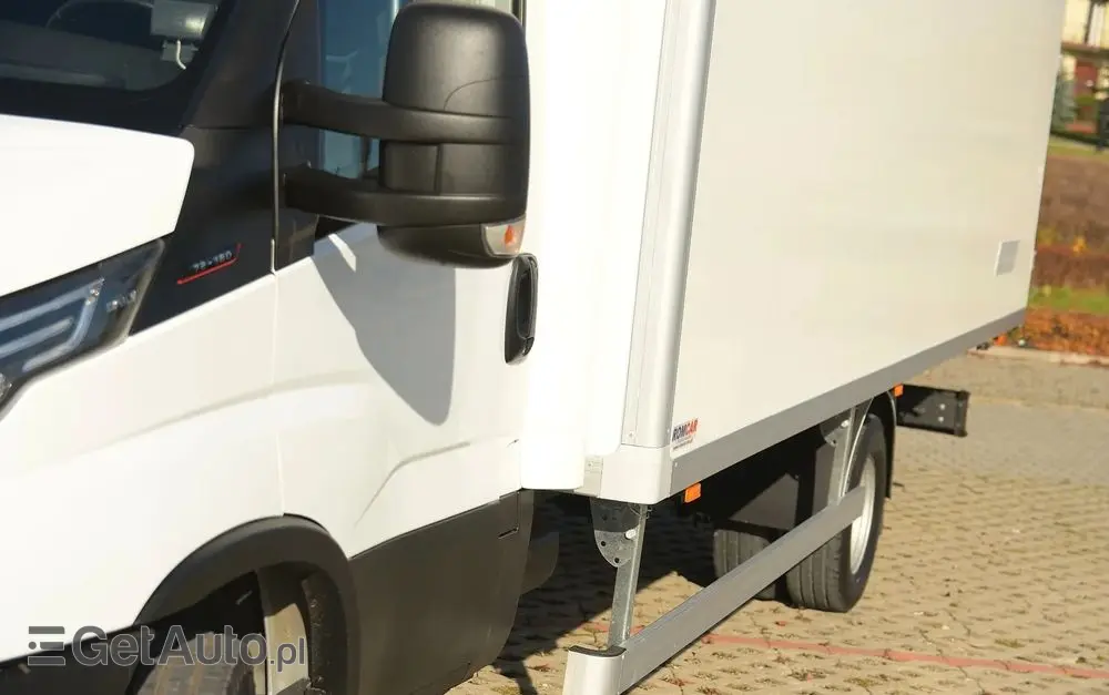 IVECO 72C18  3,0 180KM  Zanotti Z380  230 V 6,1m 12 palet dł -20+20 ładowność 3460kg 