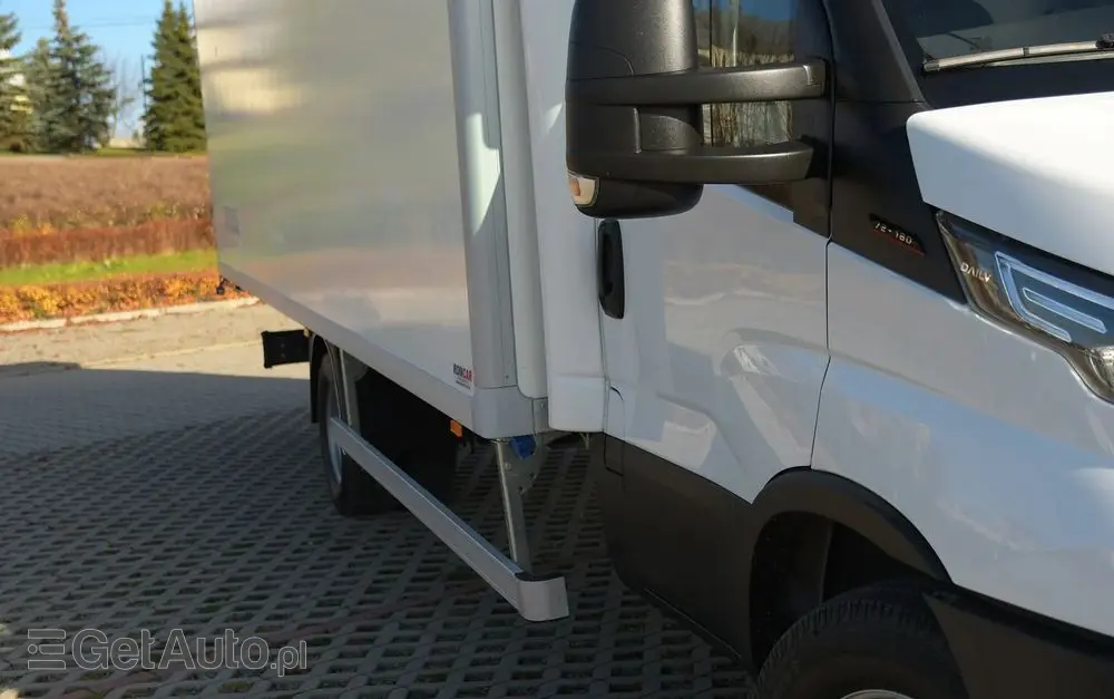 IVECO 72C18  3,0 180KM  Zanotti Z380  230 V 6,1m 12 palet dł -20+20 ładowność 3460kg 