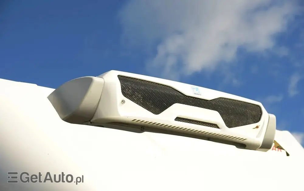 IVECO 72C18  3,0 180KM  Zanotti Z380  230 V 6,1m 12 palet dł -20+20 ładowność 3460kg 