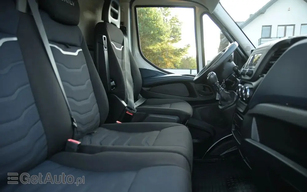 IVECO 72C18  3,0 180KM  Zanotti Z380  230 V 6,1m 12 palet dł -20+20 ładowność 3460kg 