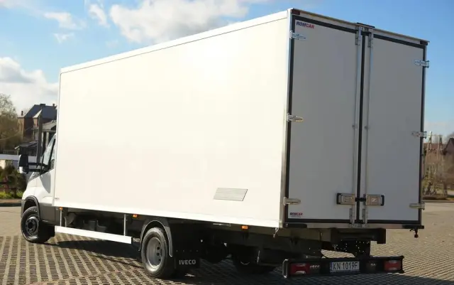 IVECO 72C18  3,0 180KM  Zanotti Z380  230 V 6,1m 12 palet dł -20+20 ładowność 3460kg 