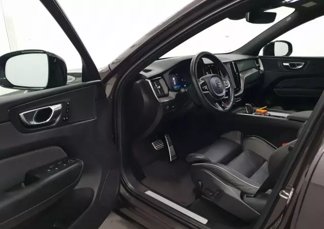 VOLVO XC 60 B4 D Geartronic RDesign