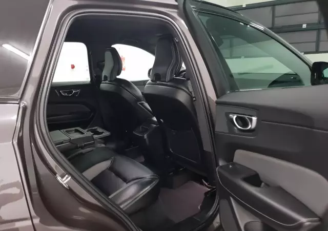 VOLVO XC 60 B4 D Geartronic RDesign