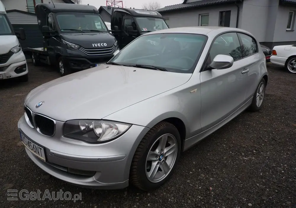 BMW Seria 1 116d DPF Edition Sport