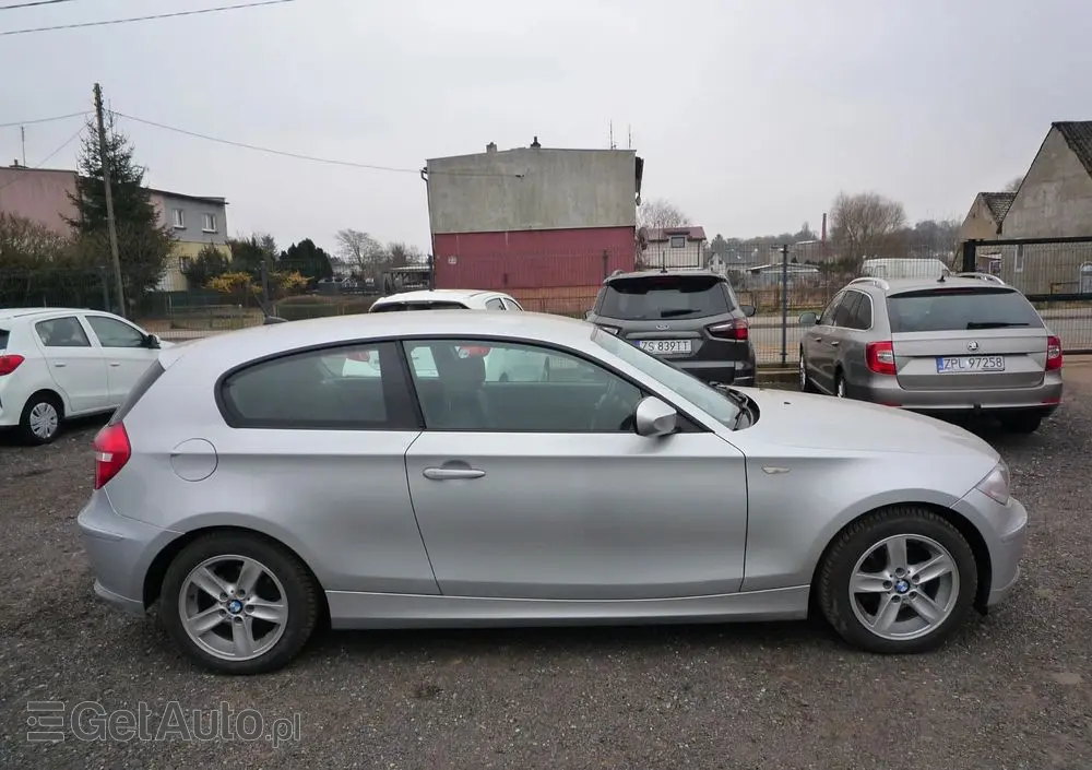 BMW Seria 1 116d DPF Edition Sport