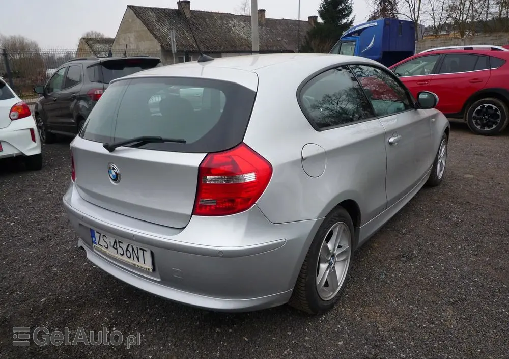 BMW Seria 1 116d DPF Edition Sport