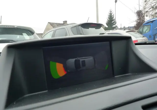 BMW Seria 1 116d DPF Edition Sport