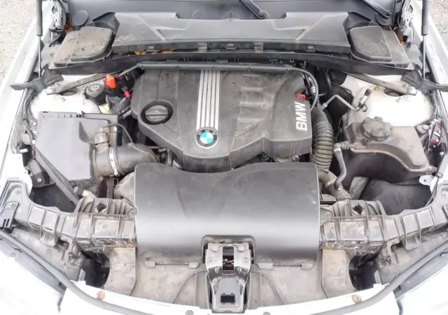 BMW Seria 1 116d DPF Edition Sport