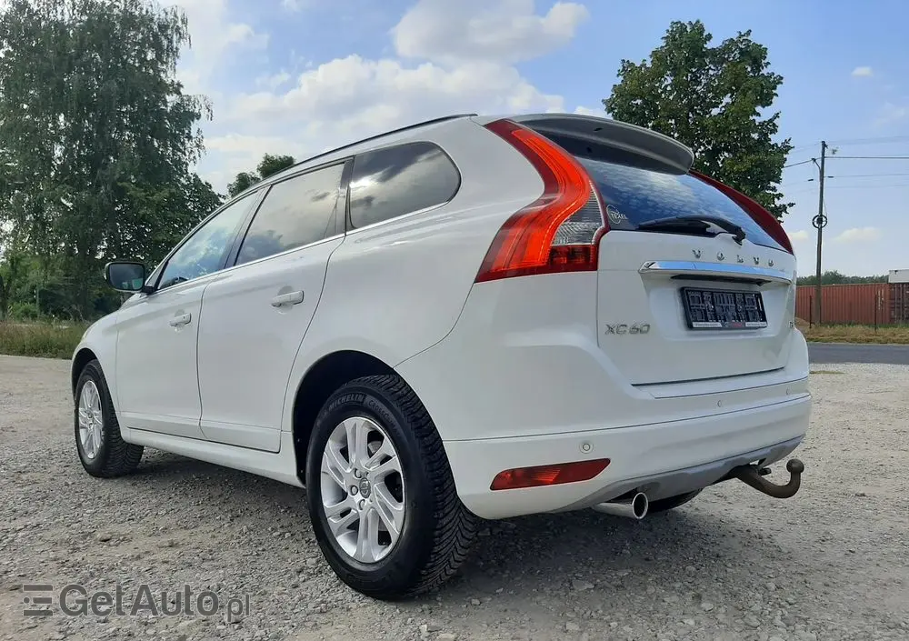 VOLVO XC 60 