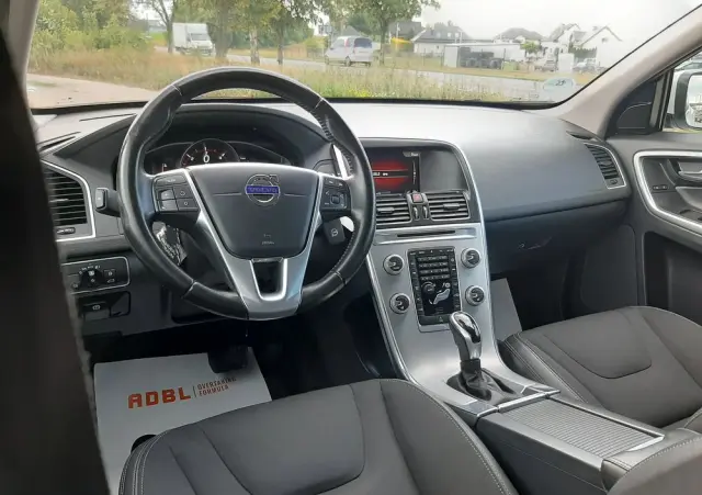 VOLVO XC 60 