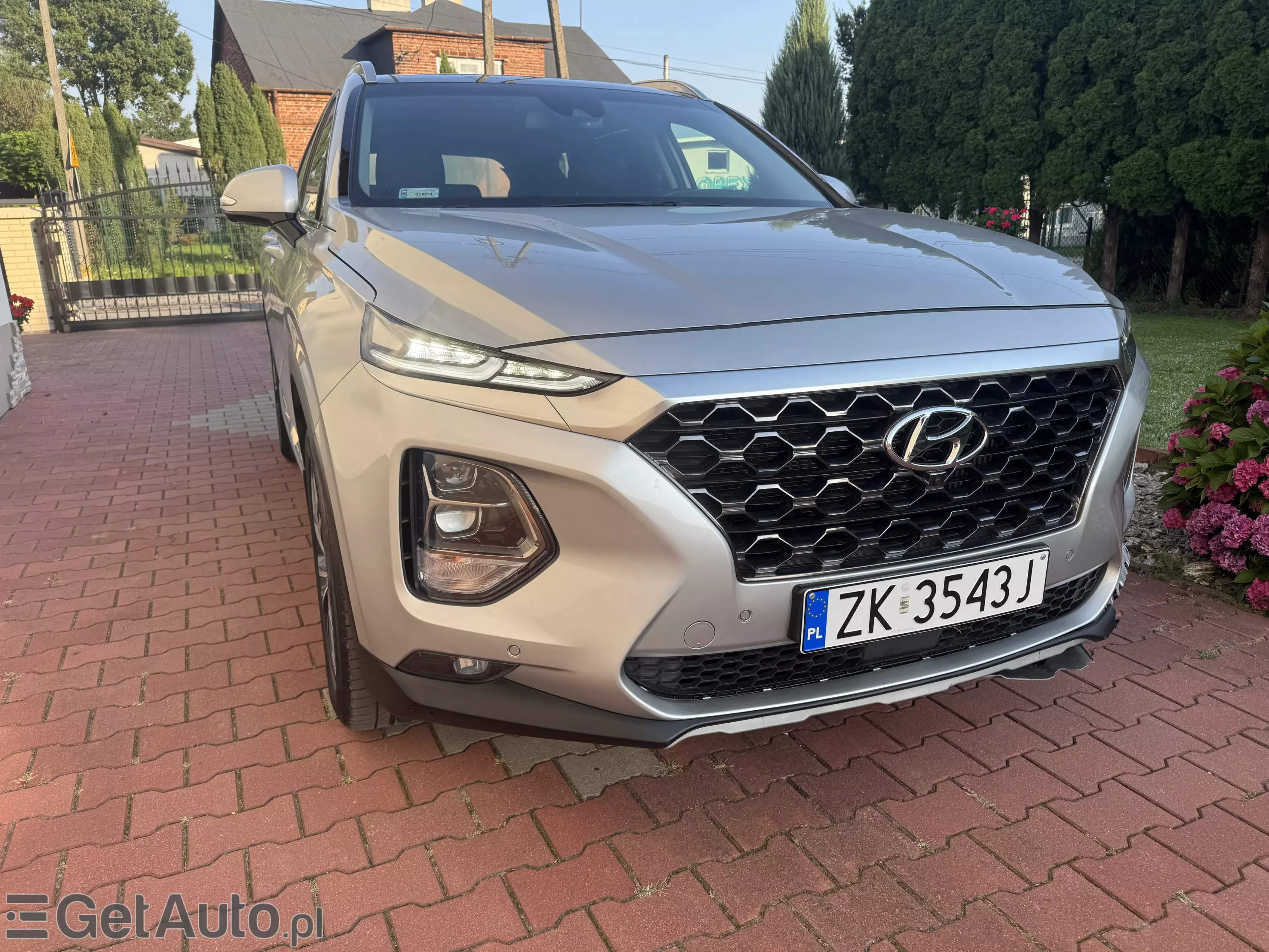 HYUNDAI Santa Fe Premium 4WD Aut.