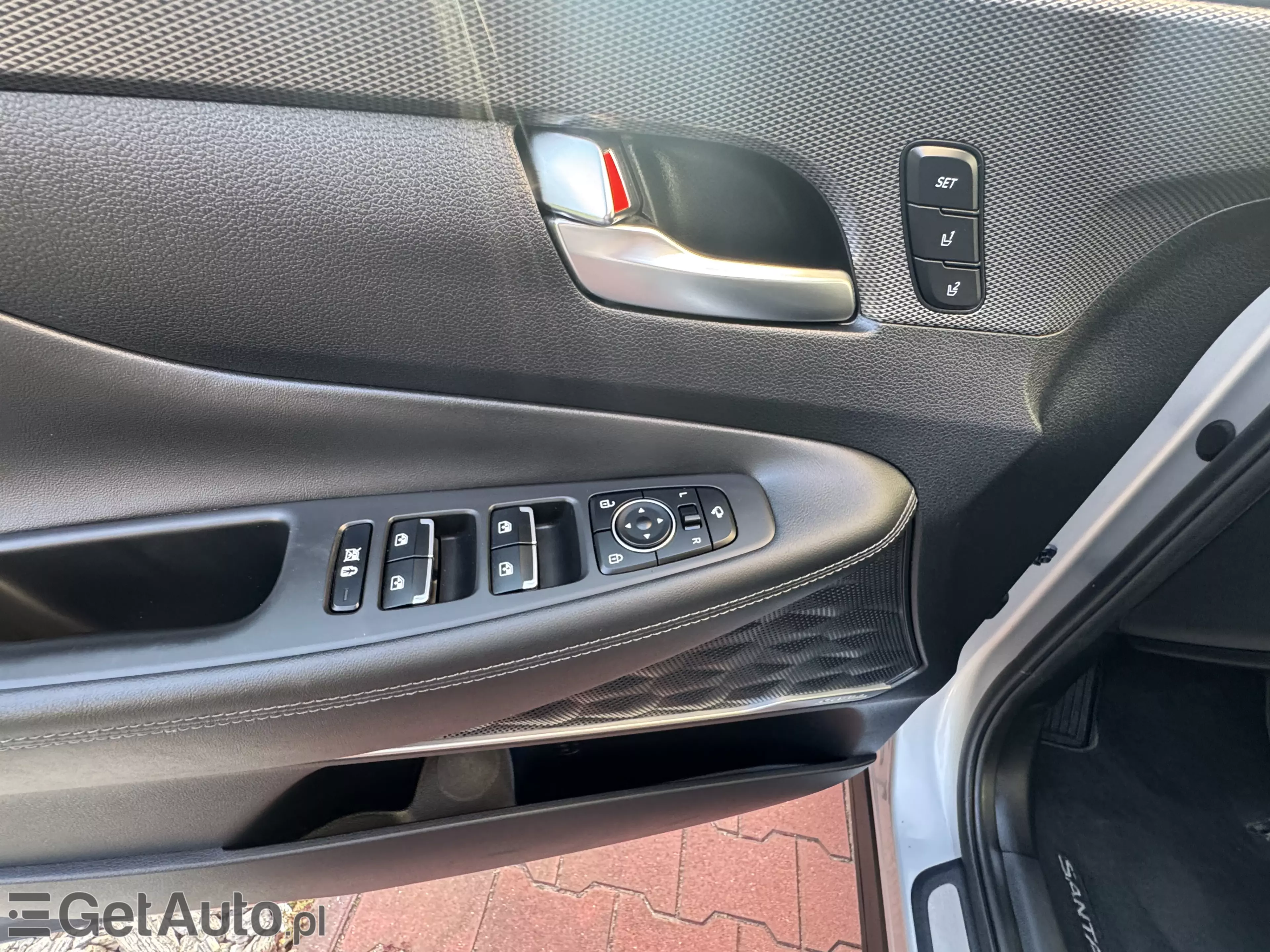 HYUNDAI Santa Fe Premium 4WD Aut.