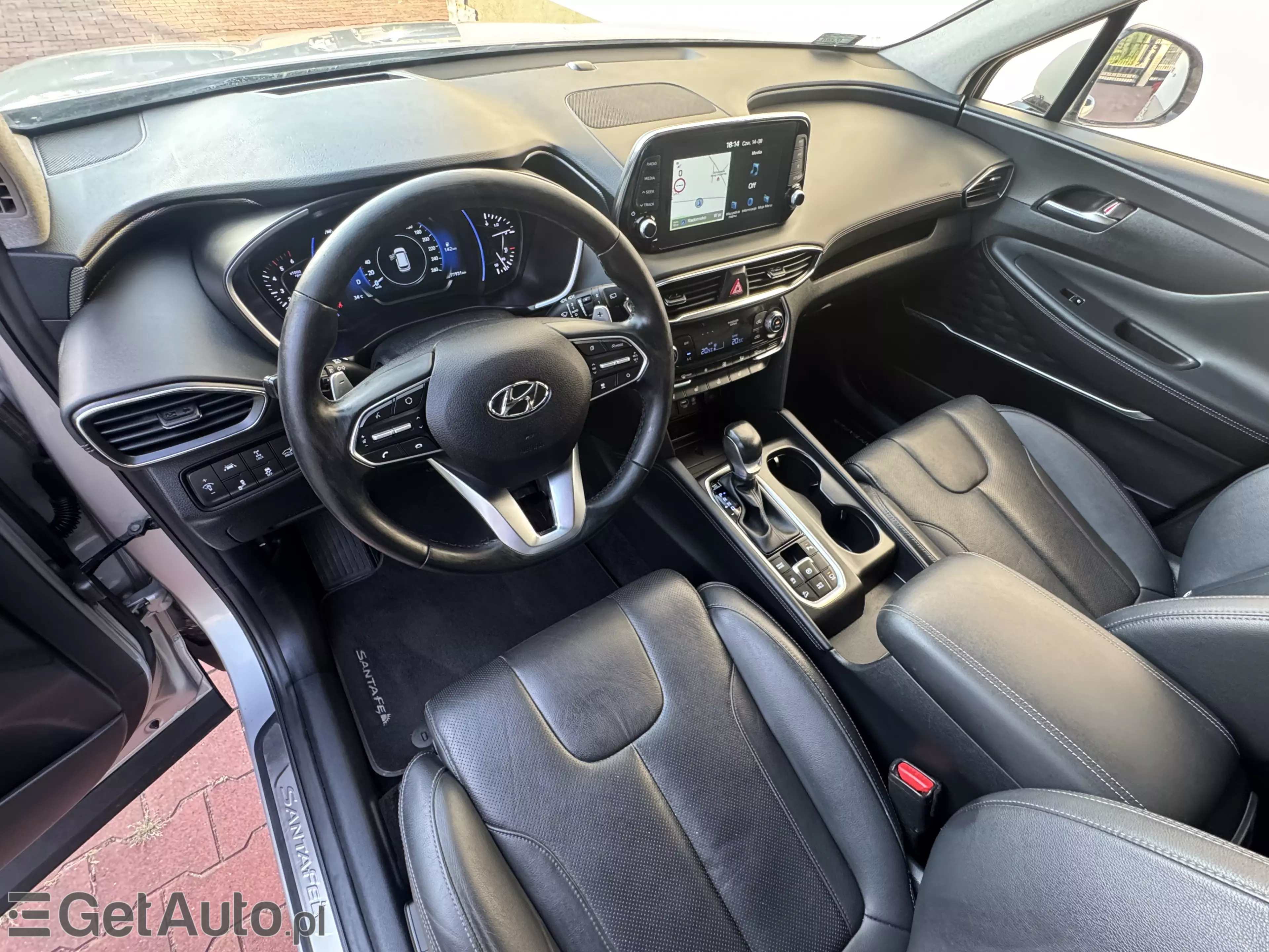 HYUNDAI Santa Fe Premium 4WD Aut.