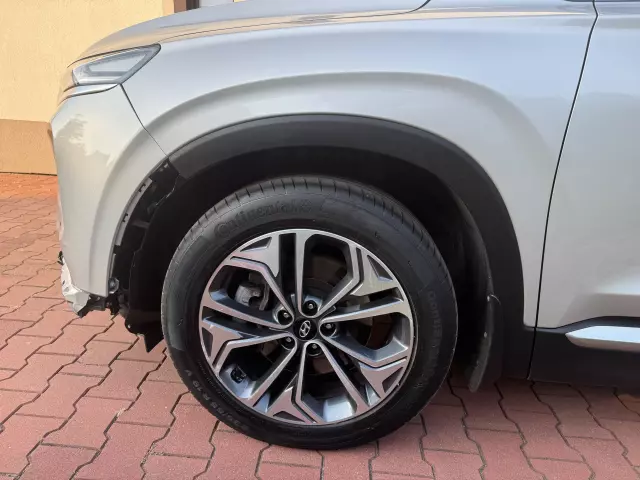 HYUNDAI Santa Fe Premium 4WD Aut.