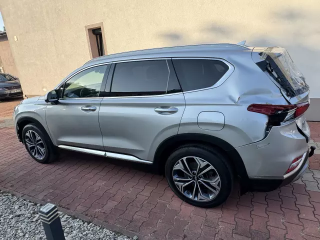 HYUNDAI Santa Fe Premium 4WD Aut.