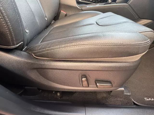 HYUNDAI Santa Fe Premium 4WD Aut.