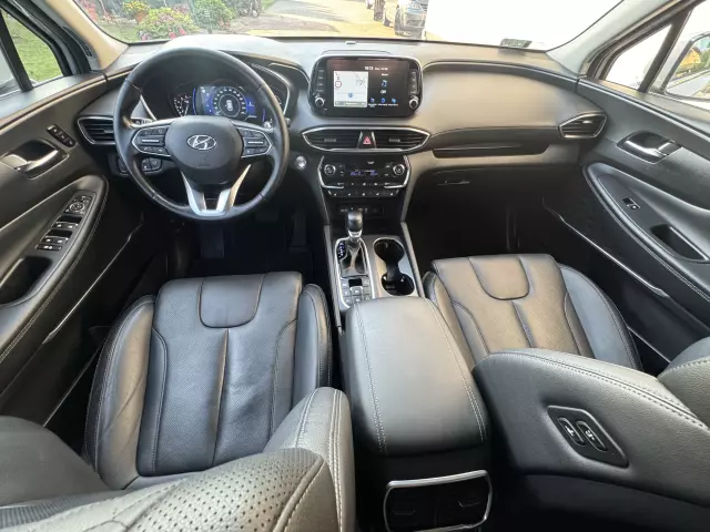 HYUNDAI Santa Fe Premium 4WD Aut.