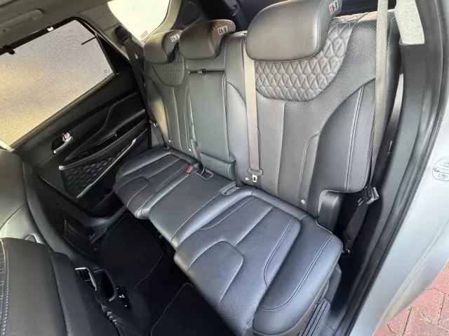 HYUNDAI Santa Fe Premium 4WD Aut.