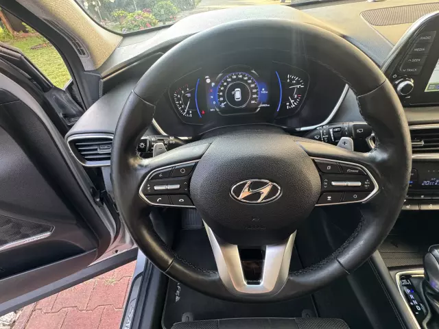 HYUNDAI Santa Fe Premium 4WD Aut.