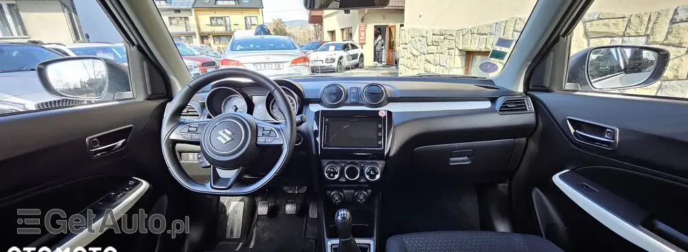 SUZUKI Swift 1.2 Premium Plus