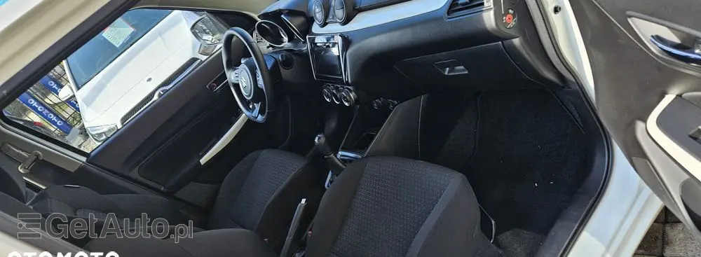 SUZUKI Swift 1.2 Premium Plus
