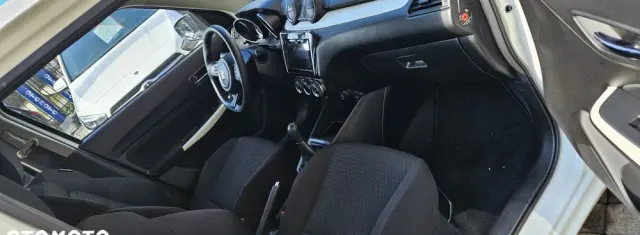 SUZUKI Swift 1.2 Premium Plus