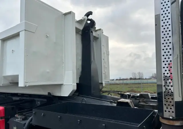 DAF 85.460 Hakowiec 6x4 