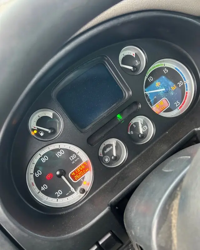 DAF 85.460 Hakowiec 6x4 