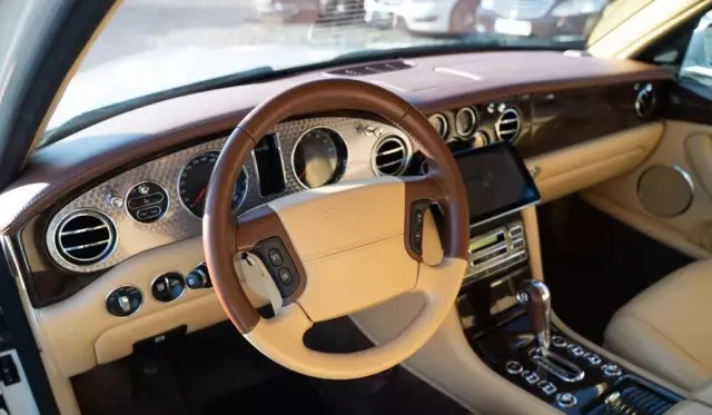 BENTLEY Arnage 