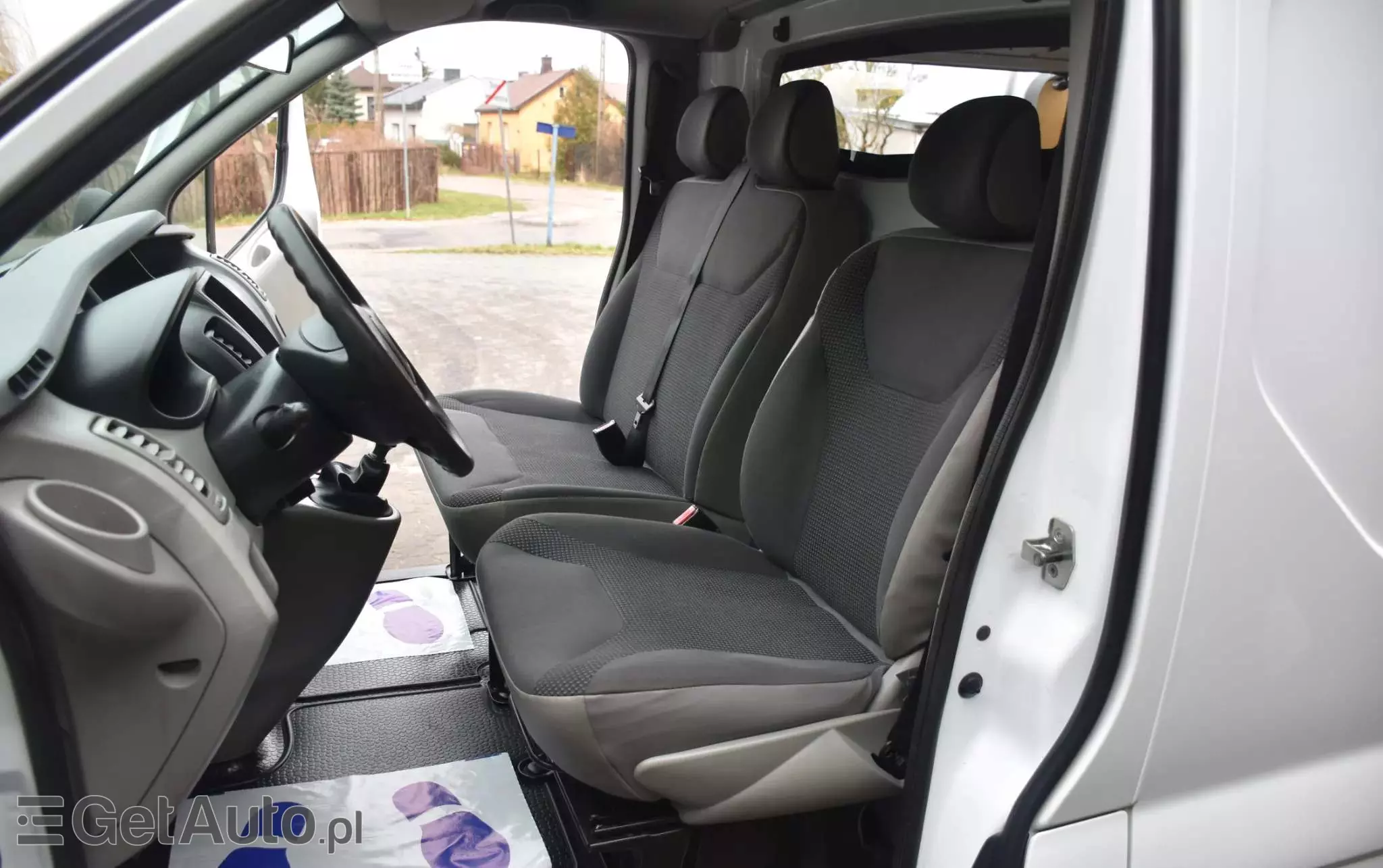 OPEL Vivaro 2.5 CDTI L2H1 Long 