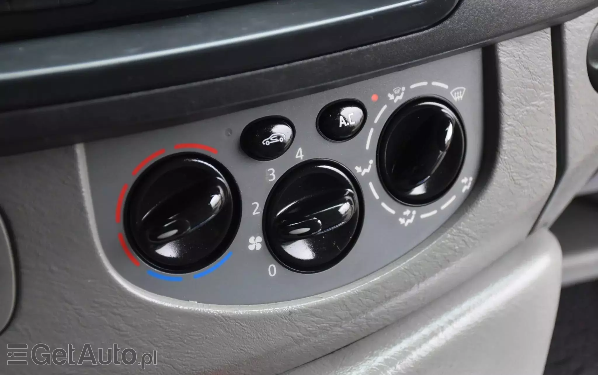 OPEL Vivaro 2.5 CDTI L2H1 Long 