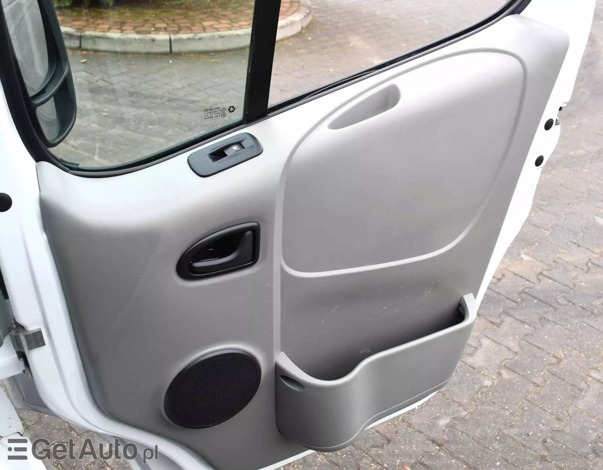 OPEL Vivaro 2.5 CDTI L2H1 Long 