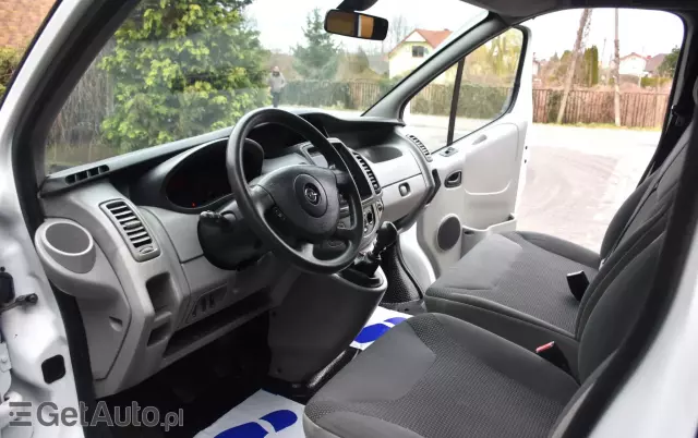 OPEL Vivaro 2.5 CDTI L2H1 Long 