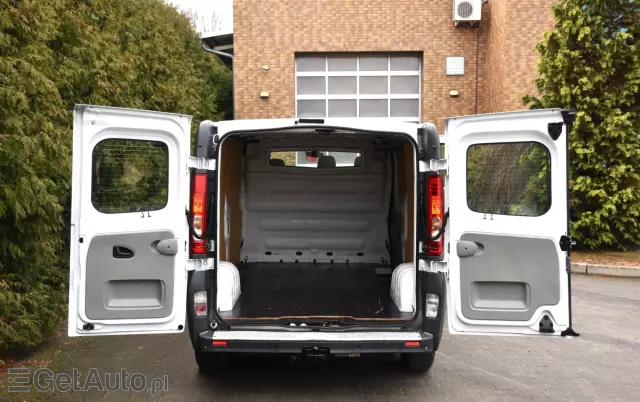 OPEL Vivaro 2.5 CDTI L2H1 Long 