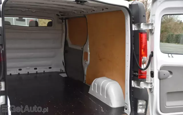 OPEL Vivaro 2.5 CDTI L2H1 Long 