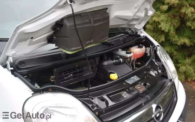 OPEL Vivaro 2.5 CDTI L2H1 Long 