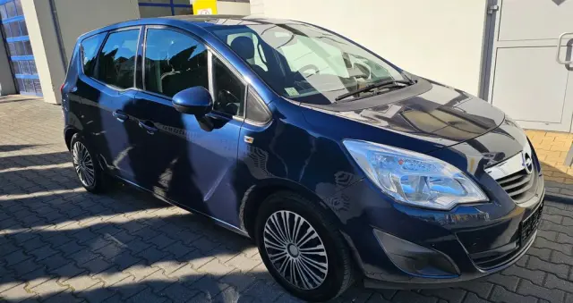 OPEL Meriva 1.4 Ecoflex Design Edition