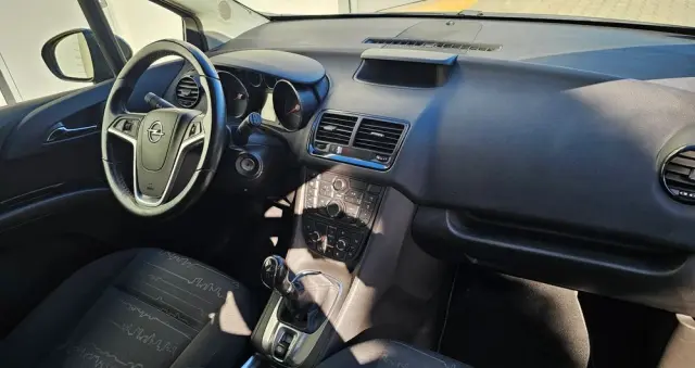 OPEL Meriva 1.4 Ecoflex Design Edition
