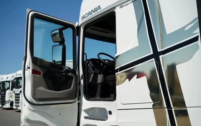 SCANIA S 500 / RETARDER / KLIMATYZACJA POSTOJOWA / PO KONTRAKCIE SERWISOWYM / SPROWADZONY 