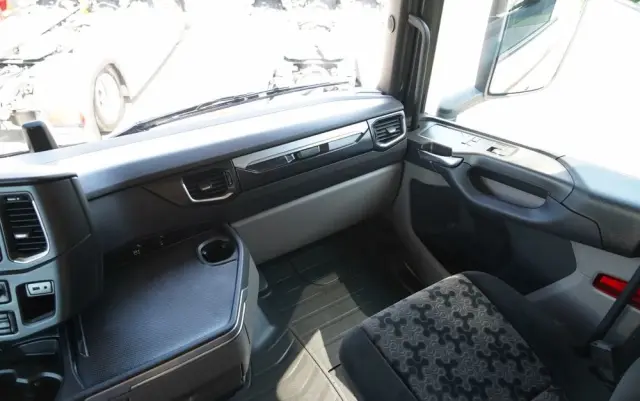 SCANIA S 500 / RETARDER / KLIMATYZACJA POSTOJOWA / PO KONTRAKCIE SERWISOWYM / SPROWADZONY 