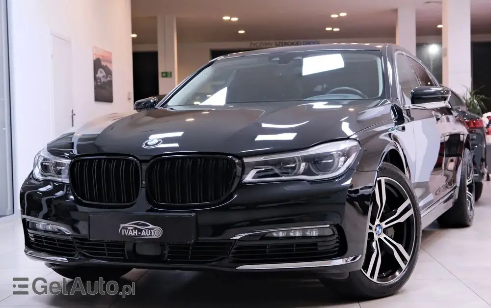 BMW Seria 7 750Li xDrive Edition Exclusive