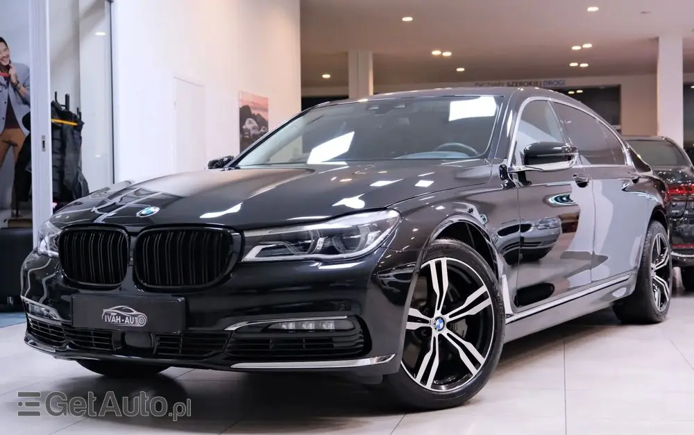 BMW Seria 7 750Li xDrive Edition Exclusive