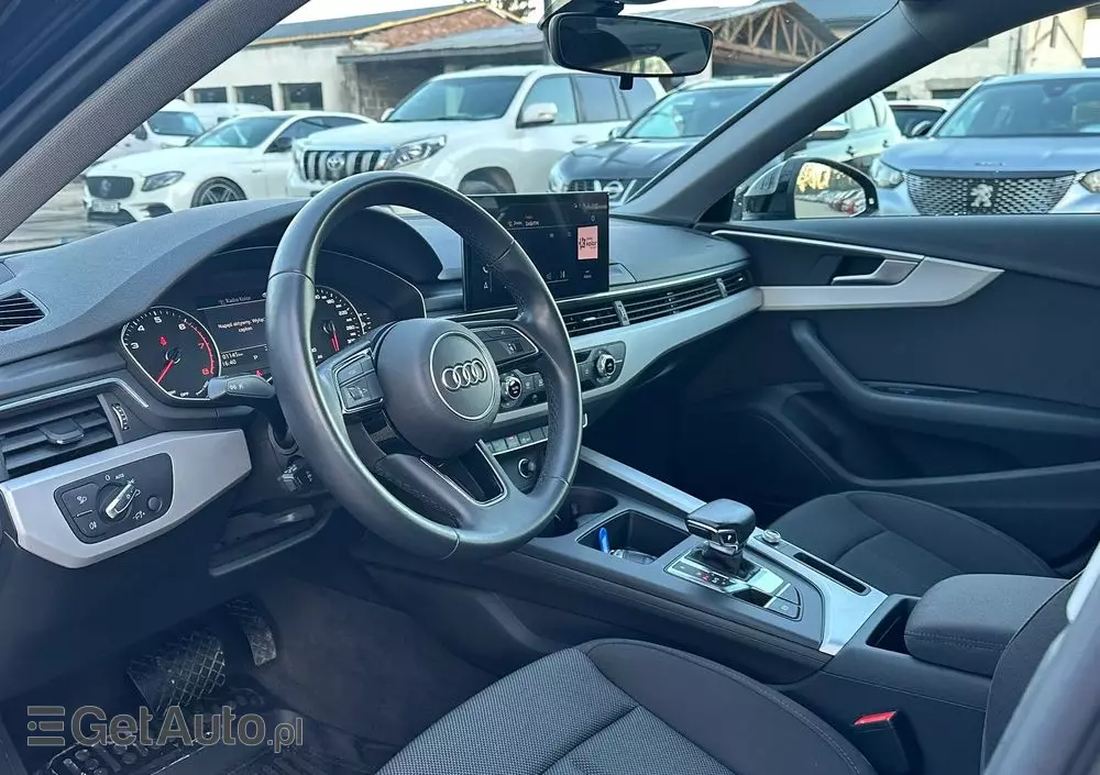 AUDI A4 35 TFSI mHEV Advanced S tronic