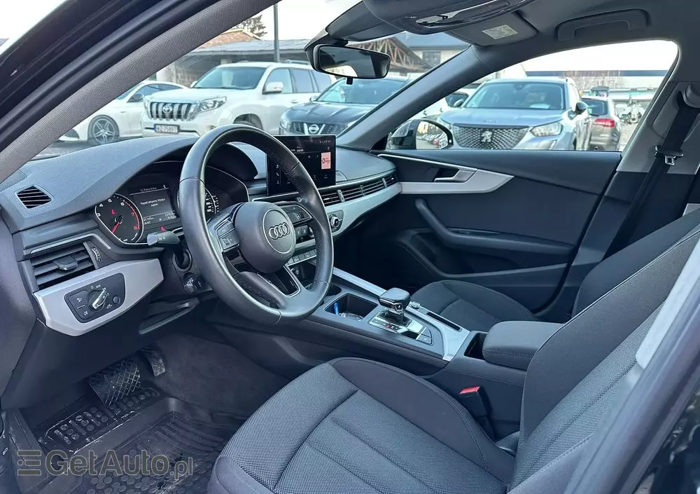 AUDI A4 35 TFSI mHEV Advanced S tronic