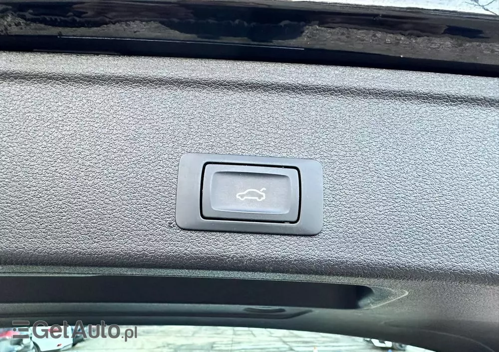 AUDI A4 35 TFSI mHEV Advanced S tronic