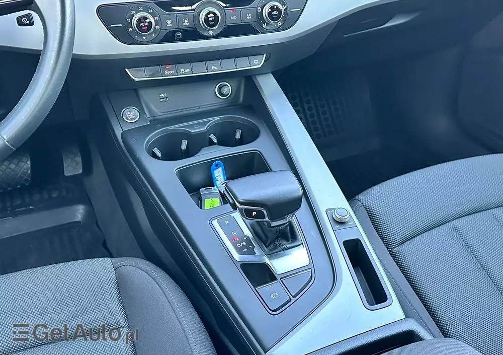 AUDI A4 35 TFSI mHEV Advanced S tronic