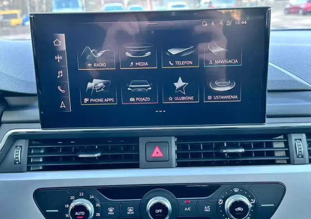 AUDI A4 35 TFSI mHEV Advanced S tronic