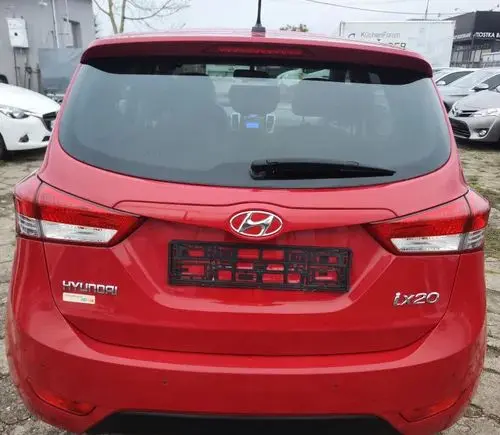 HYUNDAI Ix20 