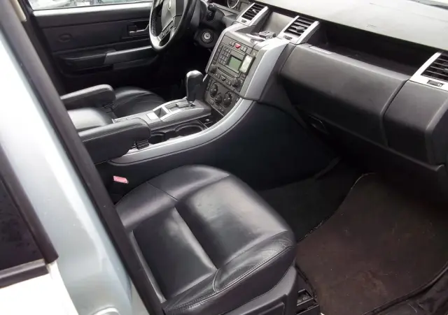 LAND ROVER Range Rover Sport S 2.7TD HSE