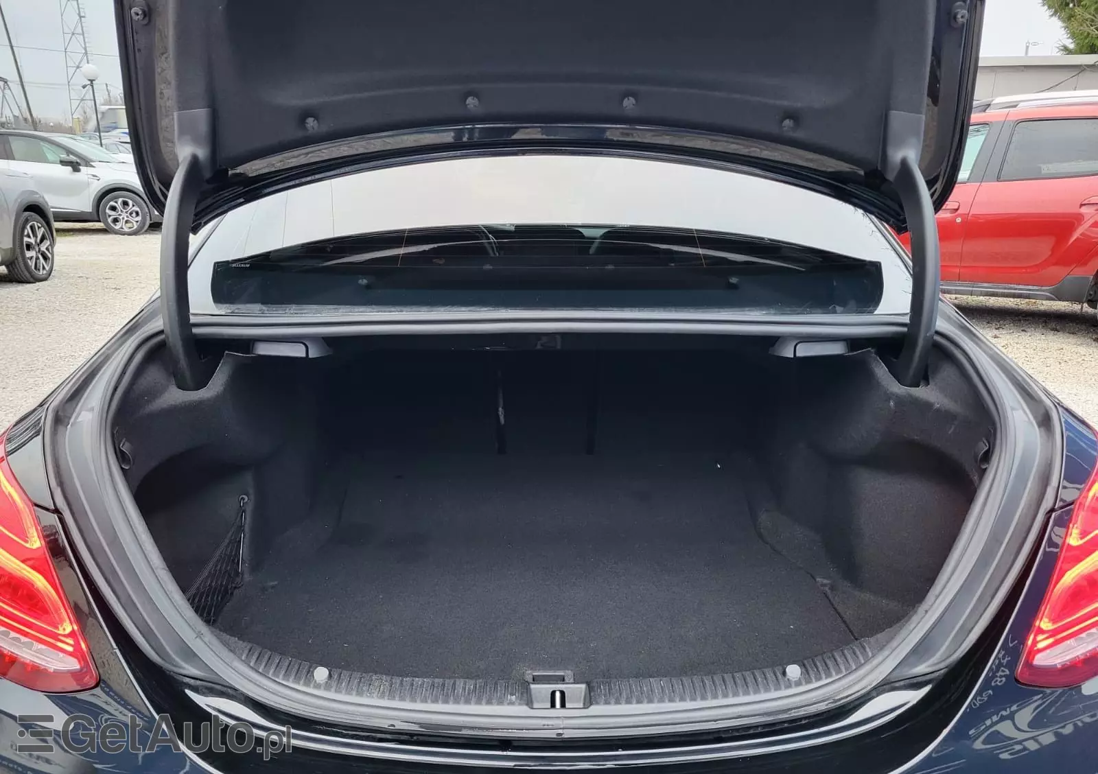 MERCEDES-BENZ Klasa C 180 d 9G-TRONIC